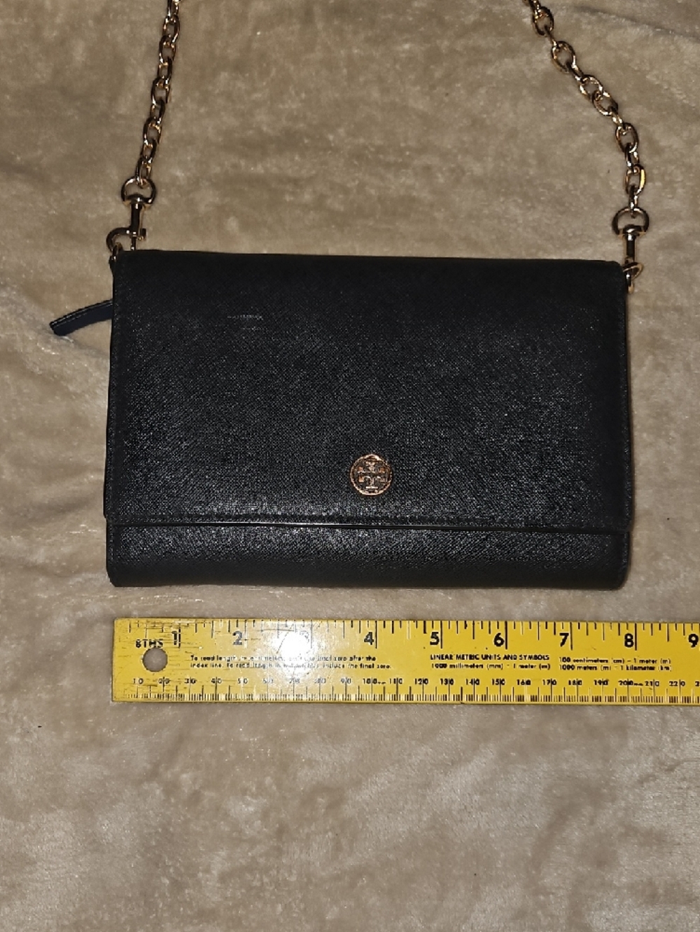 Tory Burch Blue Crossbody/Clutch Wallet with Gold Chain Strap - Picture 9 of 15